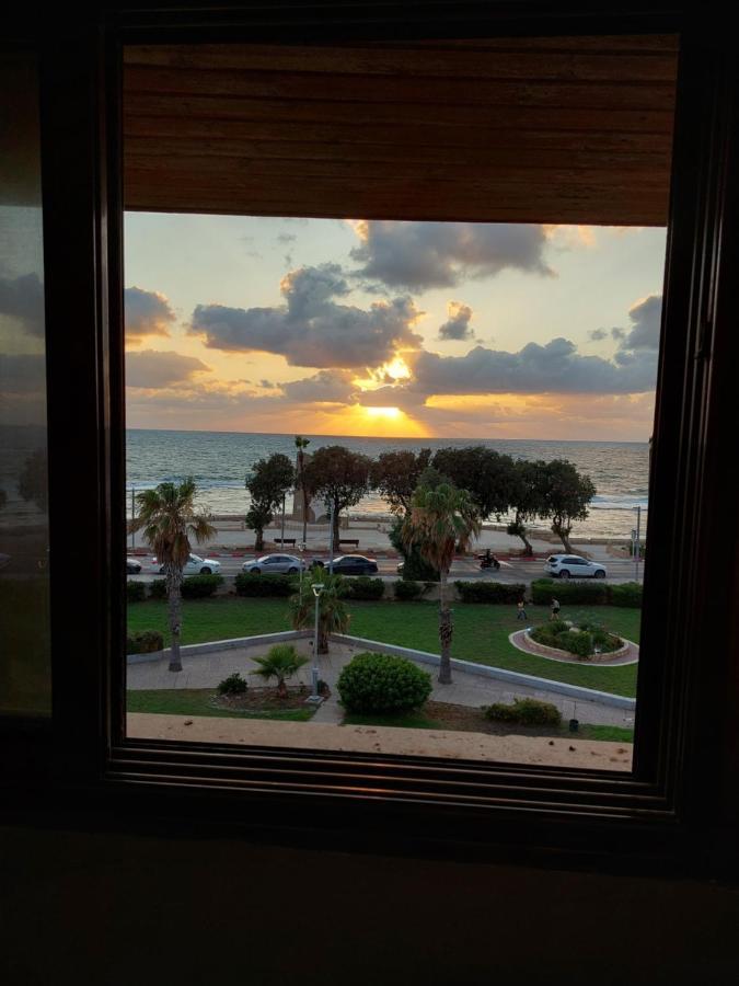 First Sea Line Apartment, Acre - Amazing Coastal View In Heart Of Akko Eksteriør billede